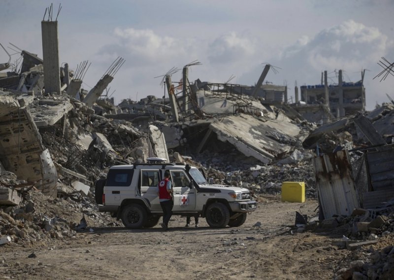 Palestinski izvori: Troje ubijenih u novom izraelskom napadu na Gazu