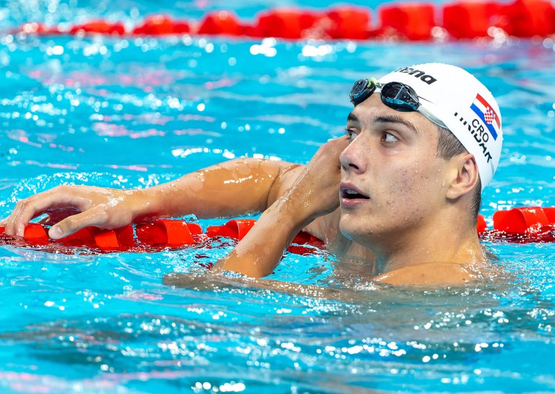 Jere Hribar osobnim rekordom do srebra, a on i Jana Pavalić u nedjelju plivaju u još jednom finalu