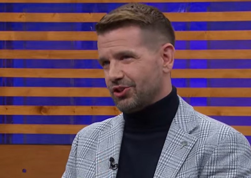 Gotovo polovica djece dočeka prvi rođendan s mobitelom u ruci: Kako ih izliječiti od 'ekranizma'