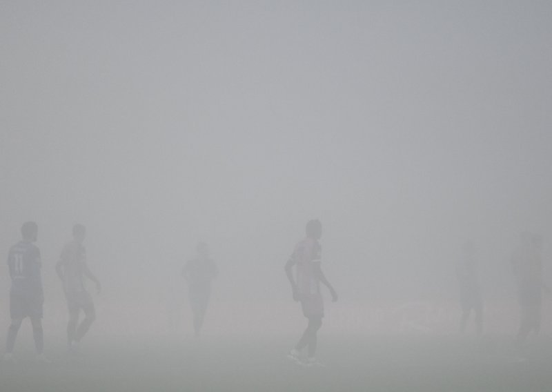 Pogledajte u kakvim se uvjetima igrala utakmica SHNL-a u Varaždinu