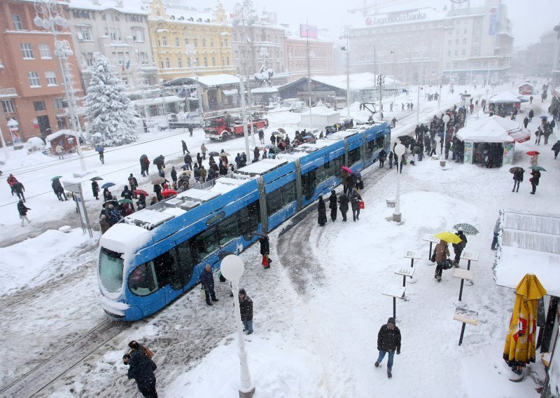 Snijeg posvuda: Ovako je centar Zagreba izgledao prije 13 godina