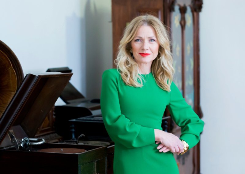 Barbara Kolar objavila fotografiju s majkom: Komentar Mirte Šurjak je hit