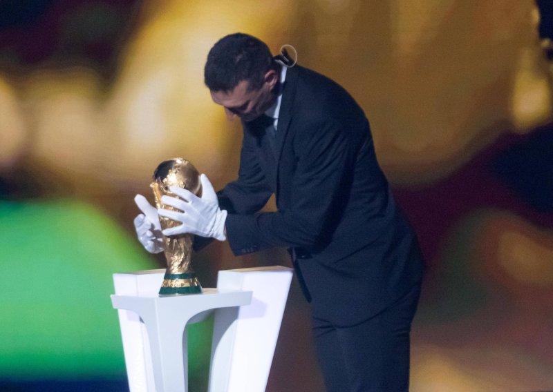 Nova blamaža FIFA-e na ždrijebu! Infantino se izborniku Argentine javno ispričao zbog sramote s rukavicama