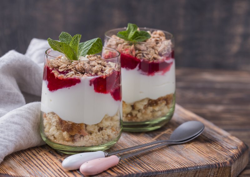 Jednostavan i lagan: Ovaj voćni kolač savršeno je slatko osvježenje nakon ručka