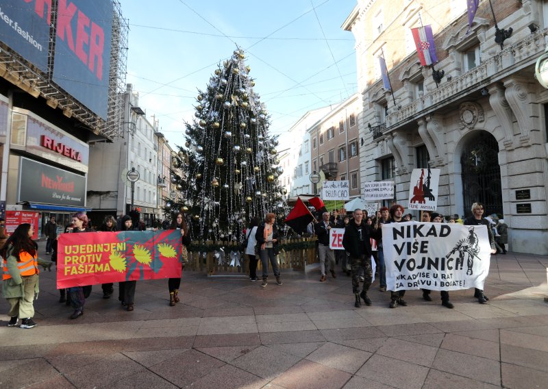 Podignut optužni prijedlog zbog petokrake na Antifašističkom maršu u Rijeci