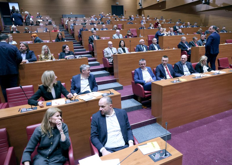 Sabor radi još pet dana, a onda mjesec dana odmora: Na raspravi i Bačićevi zakoni