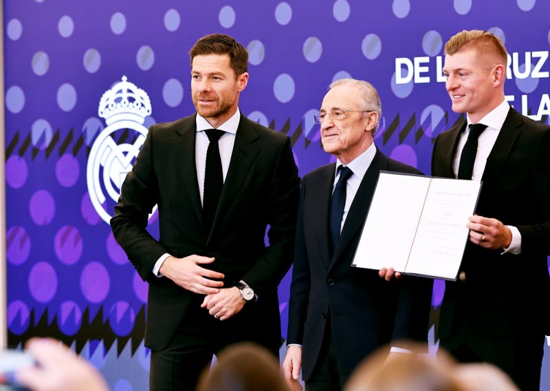 Dramatična noć u Realu nakon debakla, održan izvanredni sastanak! Perez pronašao nasljednika Alonsu