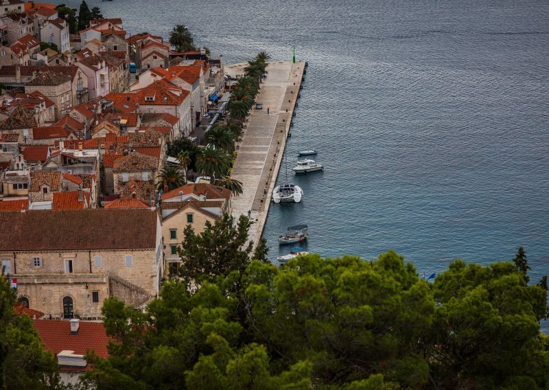 Zeleno svjetlo za Hvar: Kreće projekt zaštite voda vrijedan 10 milijuna eura