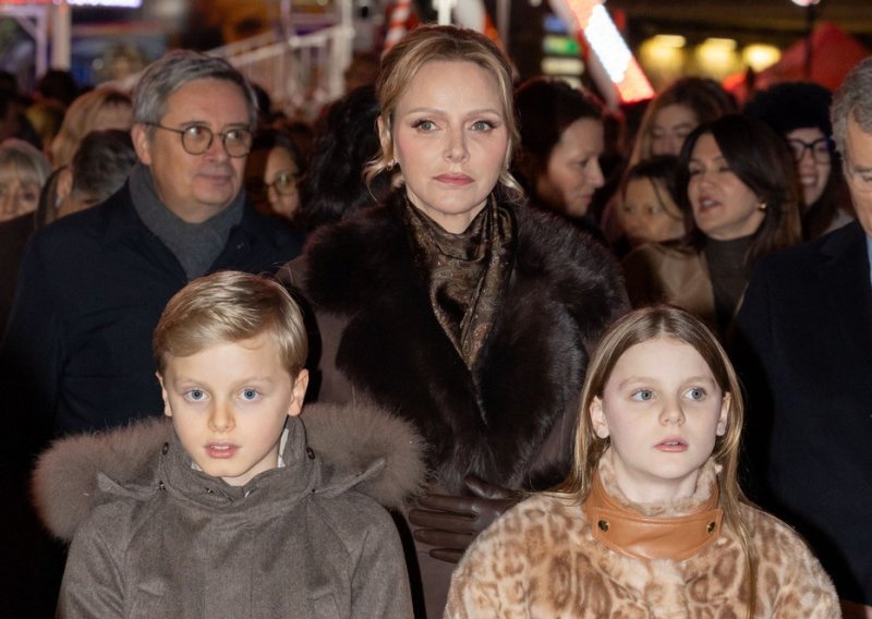 Nova modna zvijezda kraljevskih dvora: Princeza Gabriella zasjenila mamu Charlene