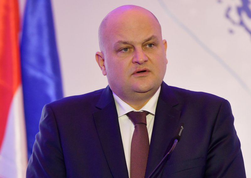 Ministar Šušnjar otkrio u kojim će sve branšama Hrvatska i Francuska surađivati