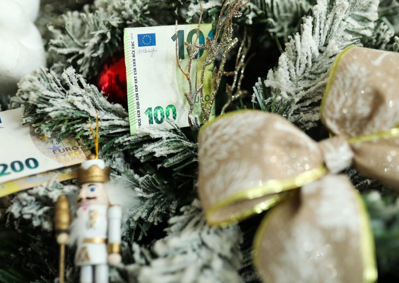 Želje su dosegle realnost: Pao broj radnika koji očekuju božićnicu