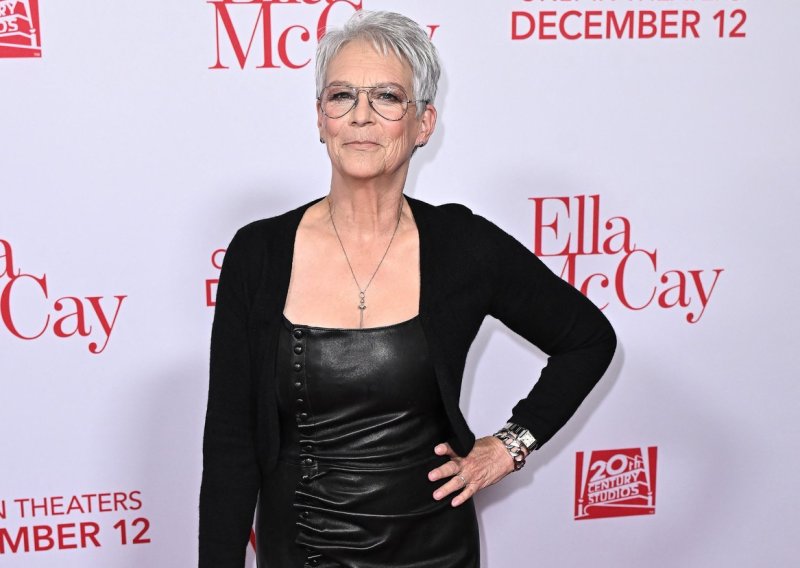 Kožne haljine iznad 50 odlična su ideja, a savršene su i za svečane prigode