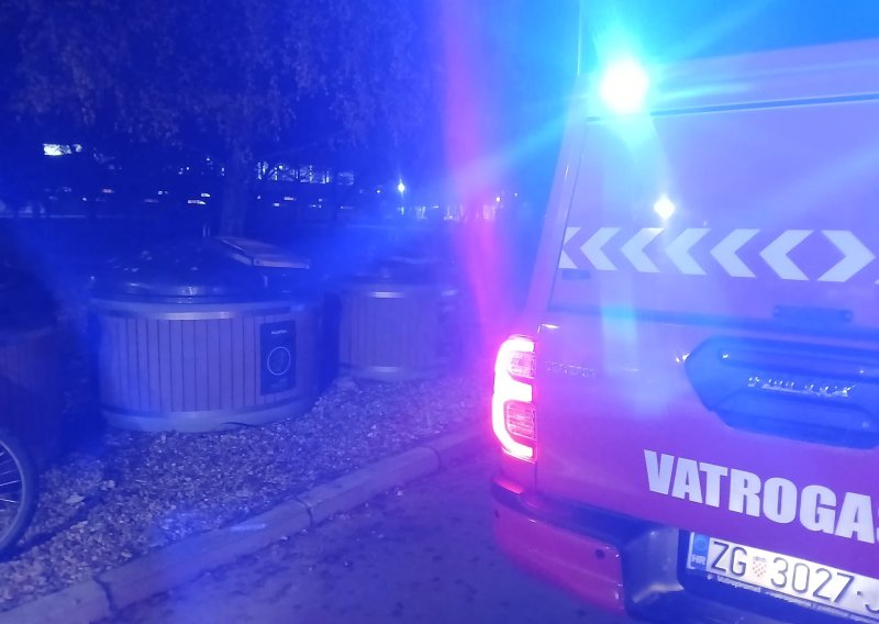 Usred noći izbio požar u stanu u Splitu: Vatrogasci spasili čovjeka i predali ga Hitnoj