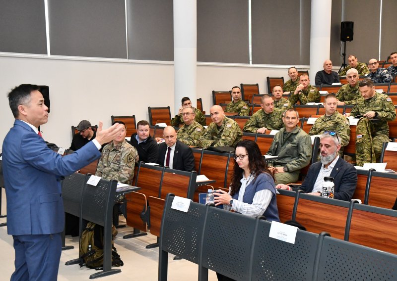 SAD i Hrvatska zajedno na vježbi protudronskog sustava