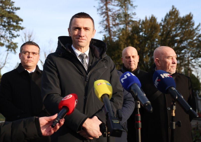 Penava: Ako smetaju ljudi koji mole, idemo Pride maknuti po šumama i gorama