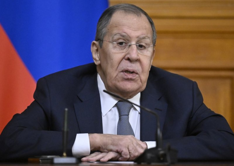Nikad žešći istup Sergeja Lavrova: 'Krađa im je u krvi!'