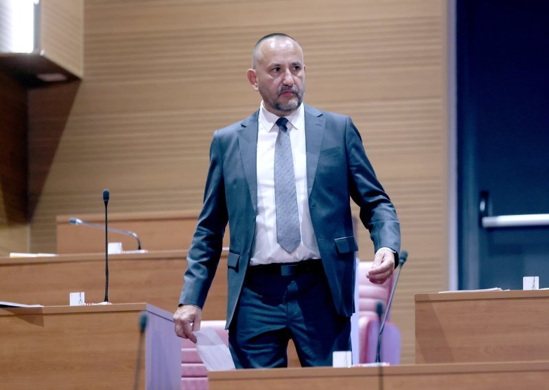 Zekanović rekao oporbi da nisu ni pročitali Bačićev zakon: 'Zabili ste si autogol'