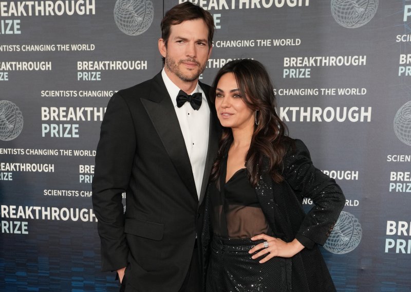 Mila Kunis o iznenađujućem hobiju Ashtona Kutchera: Evo što uči kćer i njene prijateljice