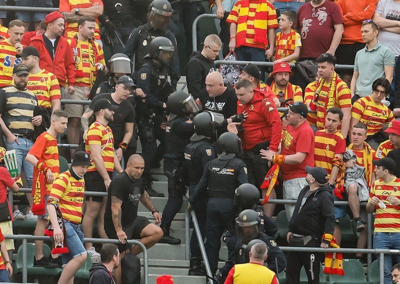 Skandal u Poljskoj: Tri osobe hospitalizirane nakon napada na španjolske navijače