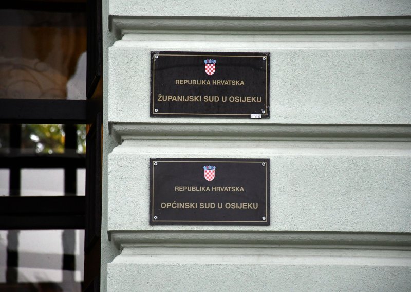 Bivša djelatnica Grada Osijeka mora vratiti preko 10 tisuća eura: Nagodila se s Uskokom