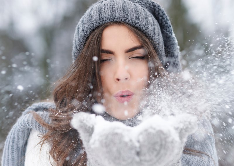 Ovi parfemi zaista mirišu na Božić, a tako su dobri da ćete ih poželjeti nositi cijele godine