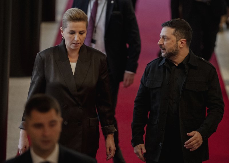 EU želi trajno zamrznuti rusku imovinu, države dobile rok do sutra