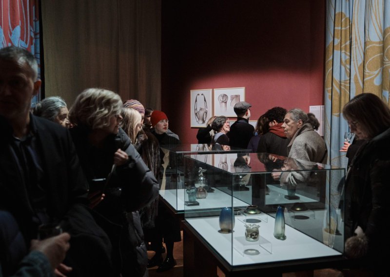 Otvorena izložba Antonije Krasnik u Oktogonu NNMU