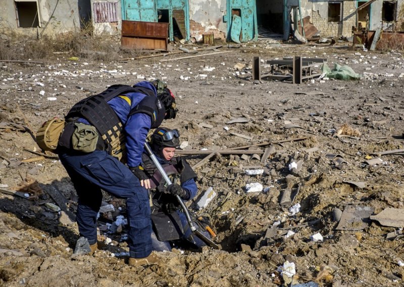 Rusija opet bombardirala ukrajinska energetska postrojenja, prijavljeni masovni nestanci struje