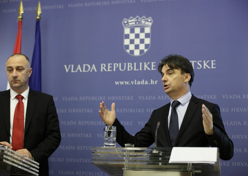 Grčić: Ugrožena je financijska stabilnost Hrvatske!