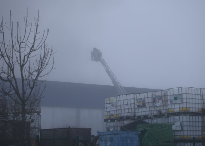 Radnici otkrili kako je izbio požar u CIAK-u: 'Tu su najopasnije otpadne kemikalije'