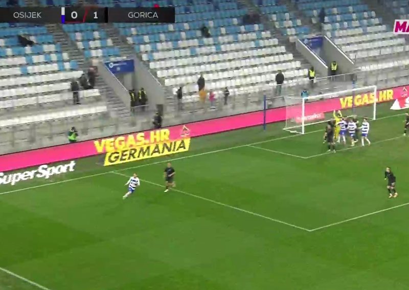 Osijek izjednačio nakon ubačaja Čoline iz auta; pogledajte gol za 1:1