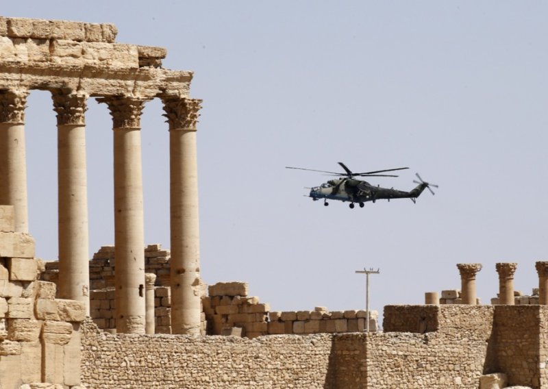 Nepoznati napadač otvorio vatru na američke vojnike u Siriji, više ih ranjeno