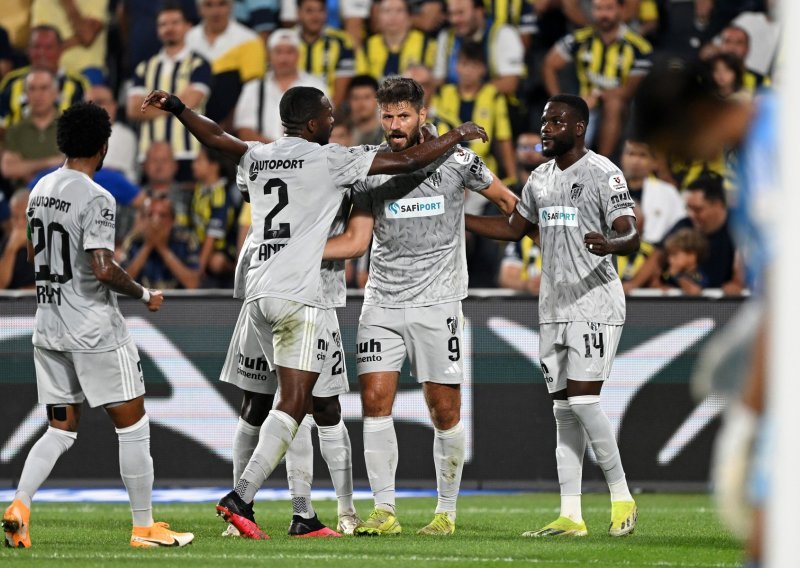 Bruno Petković junak! U 93. minuti spektakularno zabio i spasio svoj klub