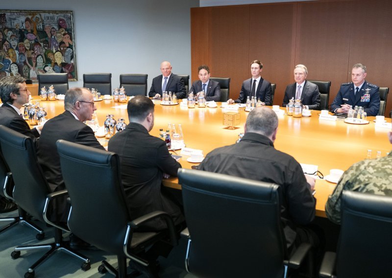 Završio prvi dan pregovora: Zelenski i Witkoff razgovarali više od pet sati