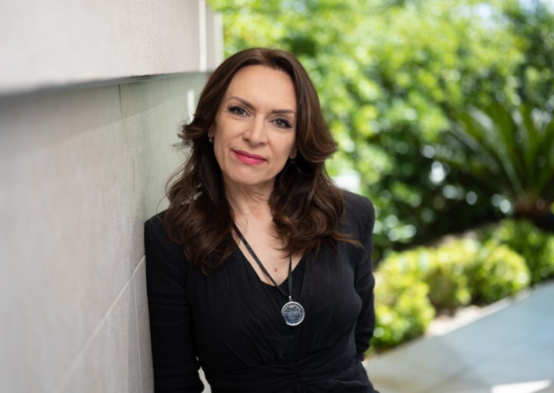 Emilija Kokić ostala bez teksta: 'Pjeva bolje od mene'