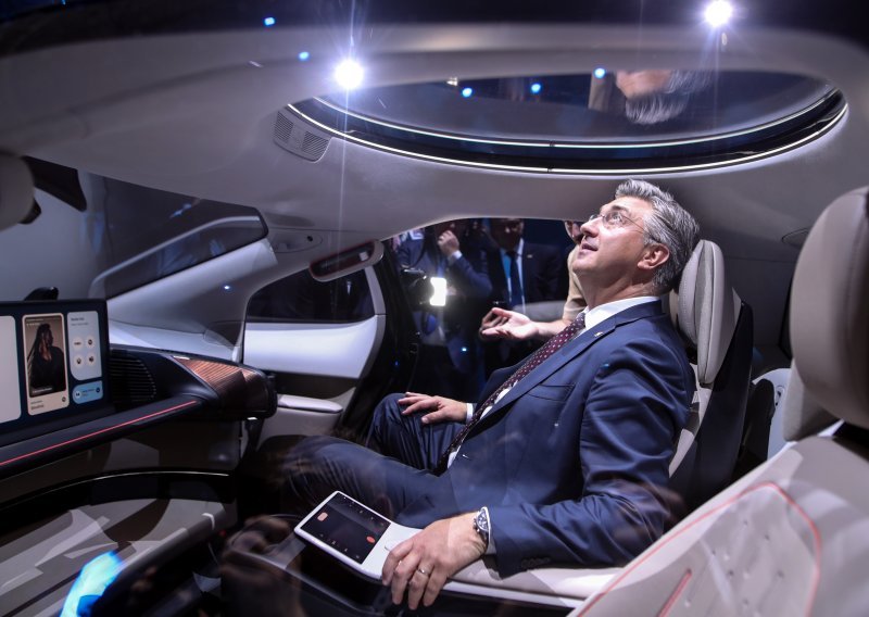 Hrvatska predala zahtjev za 897 milijuna eura iz EU, dio ide za Rimčeve robotaksije