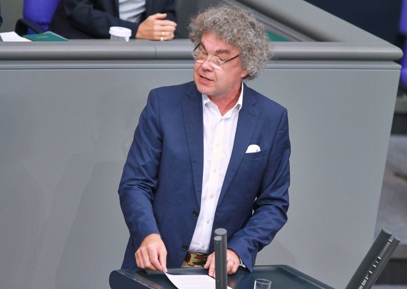 Optužnica protiv AfD-ovog zastupnika zbog ispružene desnice