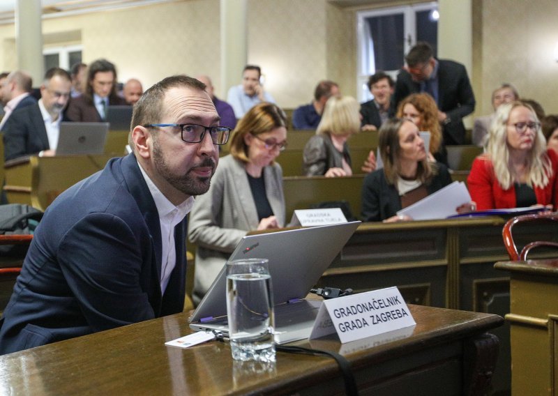 Herman postavio zagonetku Tomaševiću: 'Kako Rijeka može, a Zagreb ne može?'