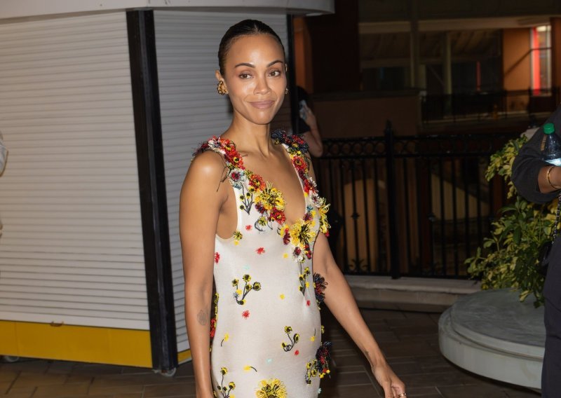 Ljepšu haljinu nije mogla odabrati: Osvaja detaljima kakvi se ne viđaju svaki dan