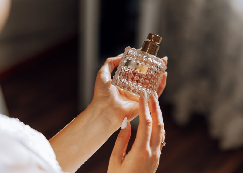 Otkrivamo zašto je upravo ova vrsta parfema najpoželjniji poklon ove sezone
