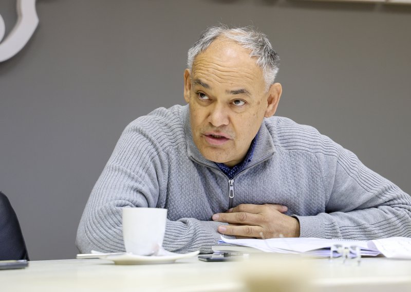 Kajin odgovorio udrugama: 'Mislio sam na gospođe iz Možemo i neke iz SDP-a, ne na sve žene'