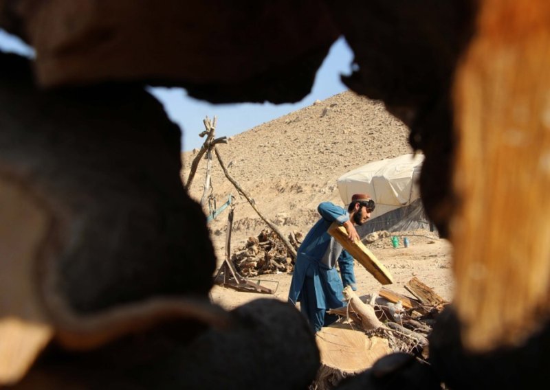 Afganistanu nedostatna humanitarna pomoć, strahuju od smrtnih slučajeva