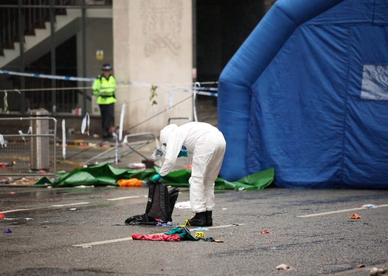 Muškarac koji se automobilom zaletio među navijače Liverpoola osuđen na 21 godinu