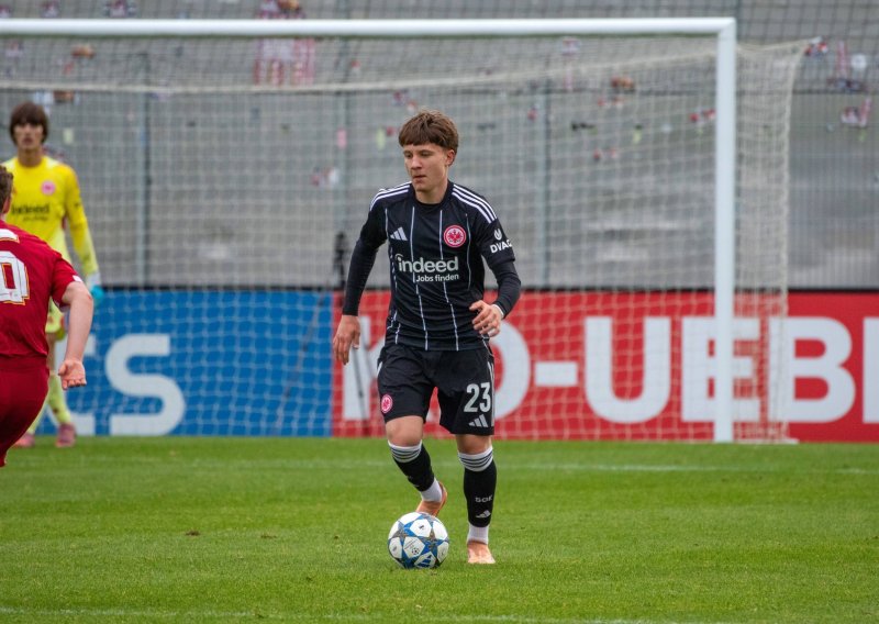 Stric mu je igrao za Vatrene, a on je zaludio Europu