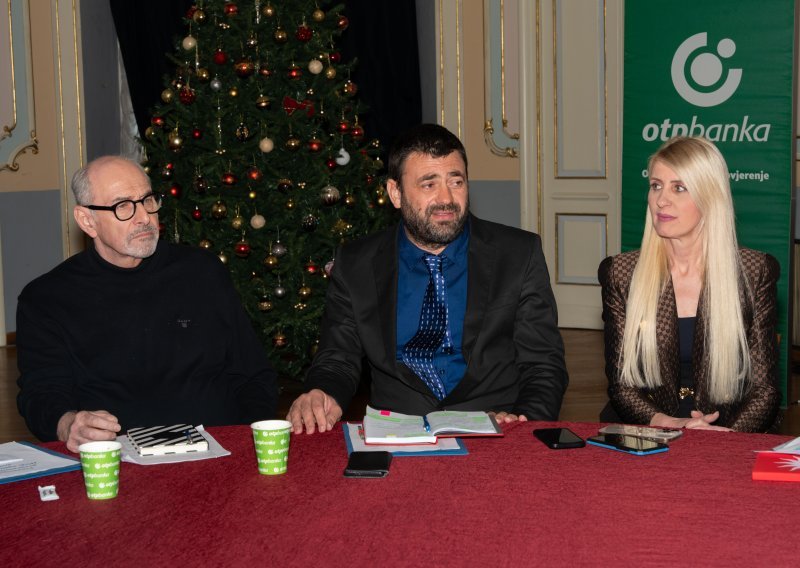 HNK Split predstavio novu Upravu i najavio povratak 'željeznom' repertoaru, jačanje ansambla i otvaranje prema publici