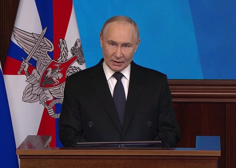 Putin zaprijetio Ukrajini: Ciljeve ćemo ostvariti silom