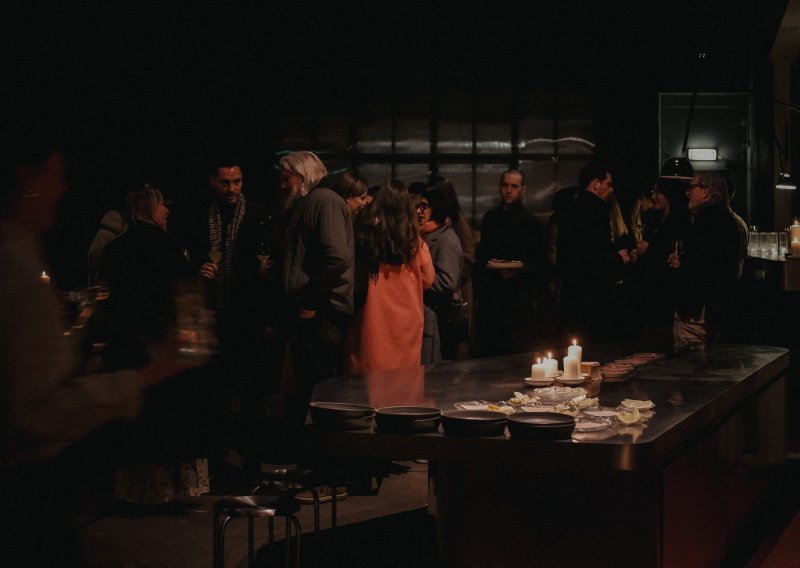 Od espressa do čaše vina: Evo zašto svi pričaju o novom lokalu smještenom u tvornici čelika