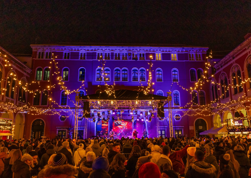 Advent u toplini juga: Ovdje se kuhano vino pije pod palmama, a ne pod šalom