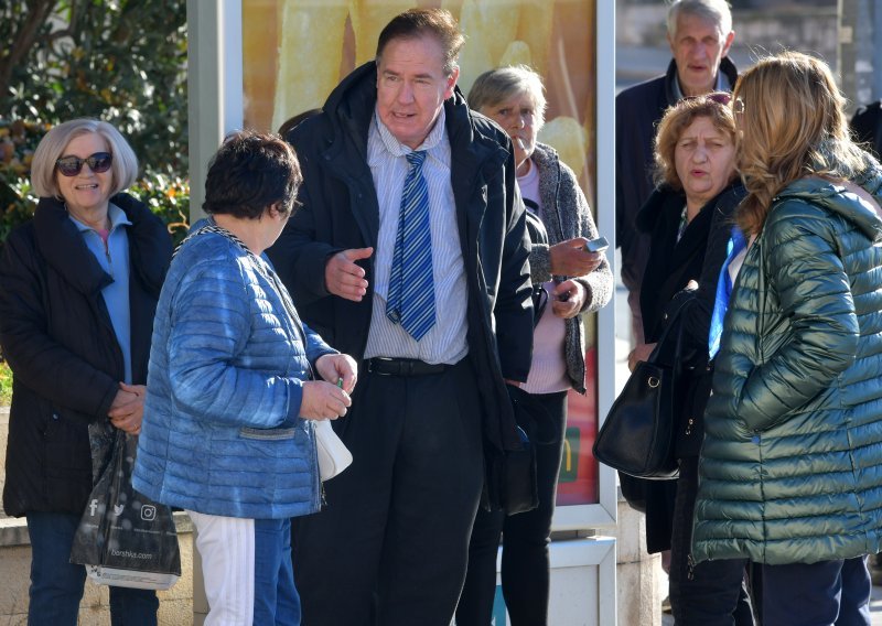 Radnici Revije i Plobesta godinama čekaju plaće: 'Stalno slušamo da se ništa ne može'