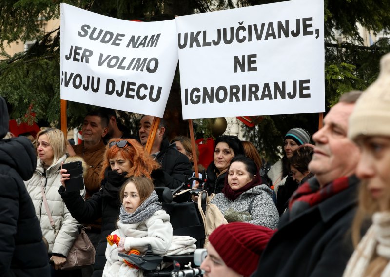 'Ustavni sud ukinuo je diskriminatorne odredbe Zakona o osobnoj asistenciji'